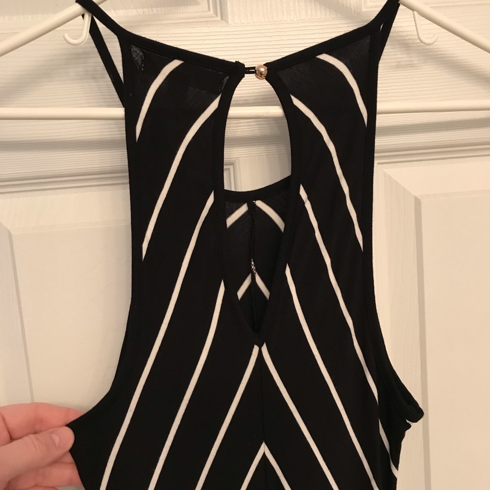 Love Fire Junior’s Size Small Dress - Picture 3 of 7